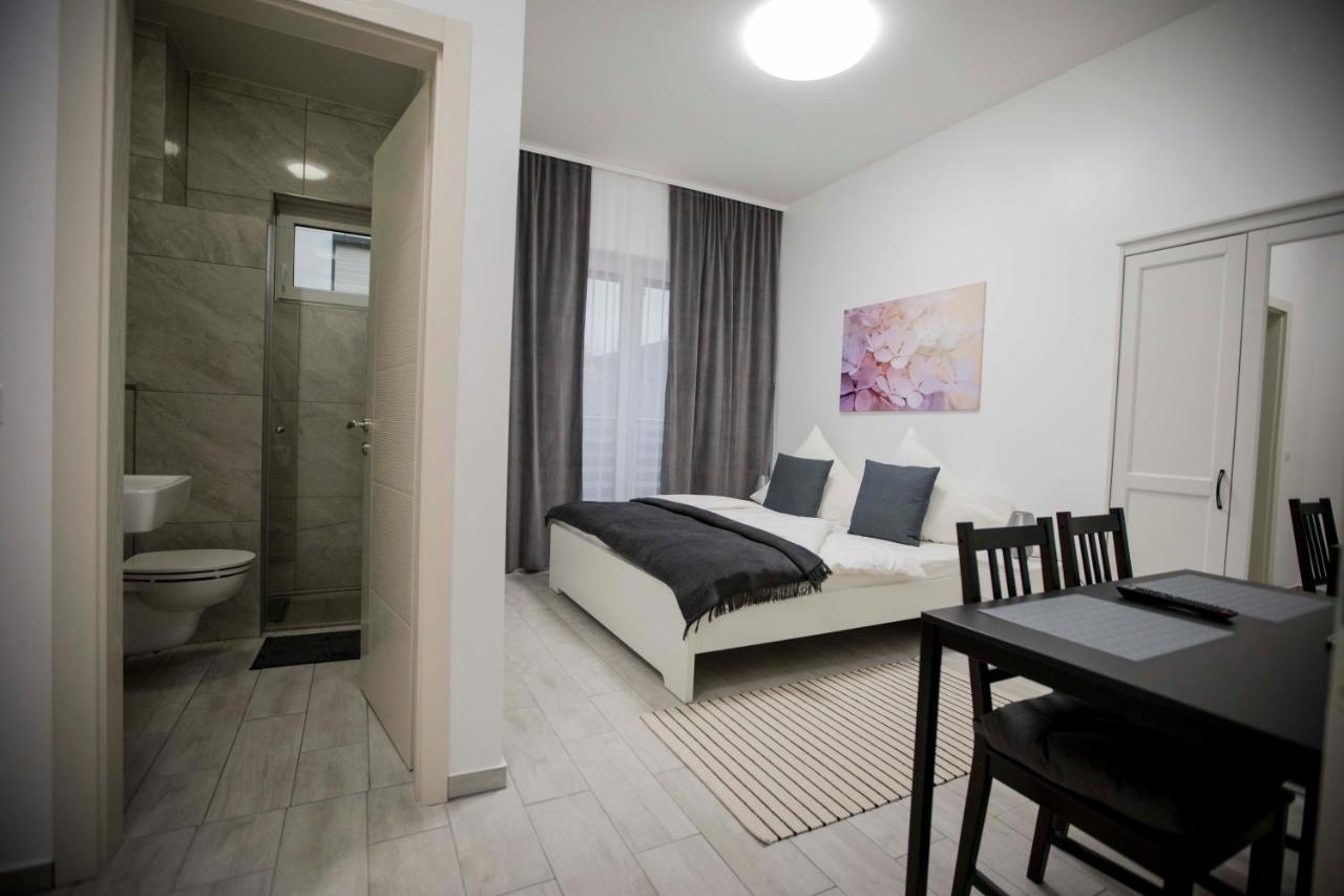 Pension Leo Berlin Extérieur photo