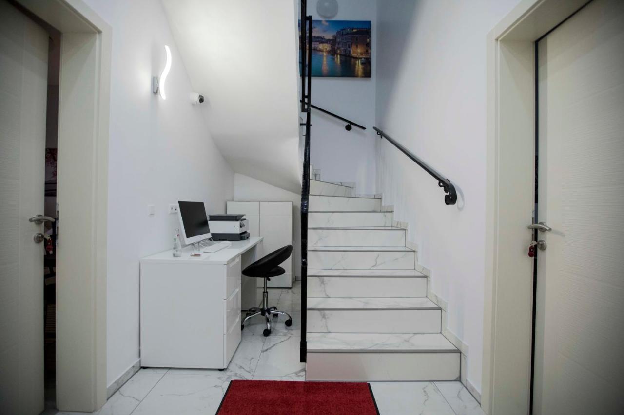 Pension Leo Berlin Extérieur photo