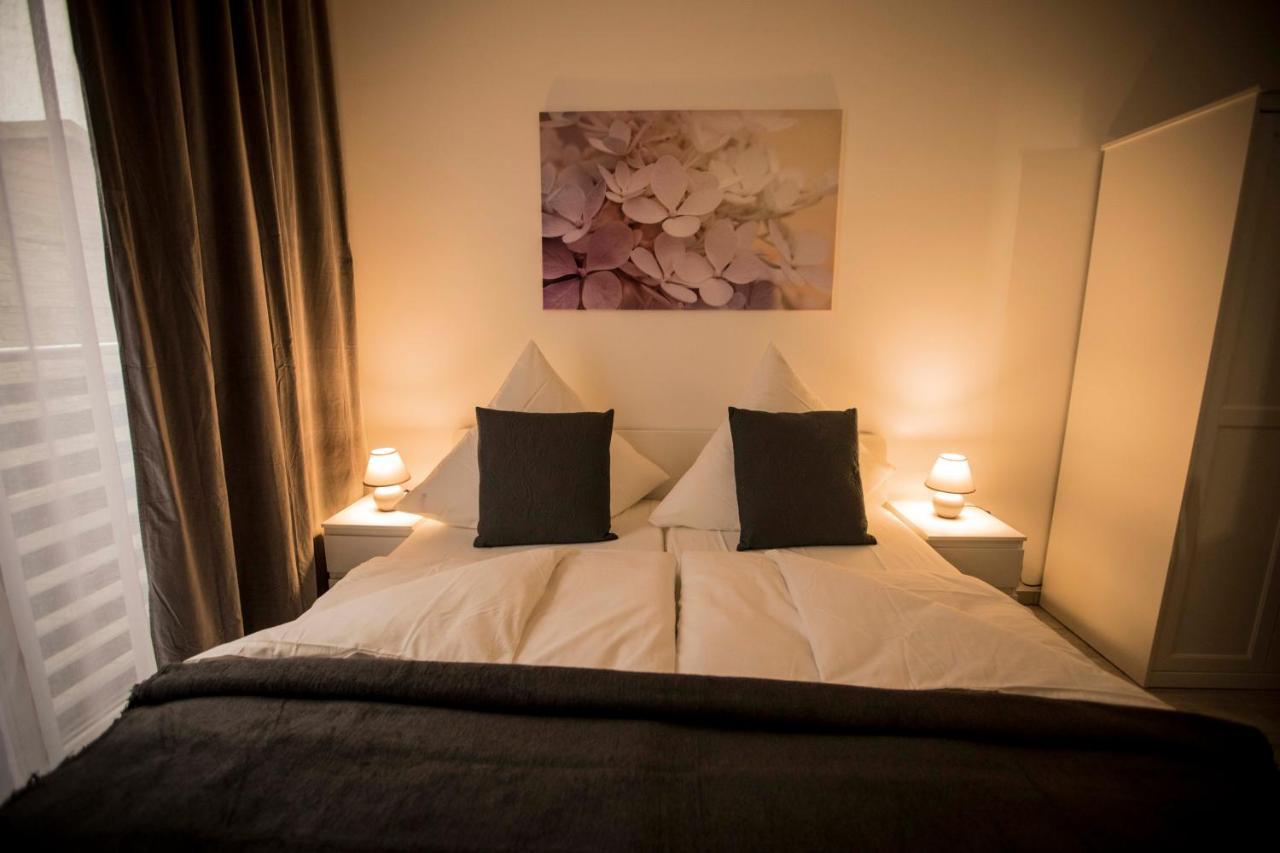 Pension Leo Berlin Extérieur photo
